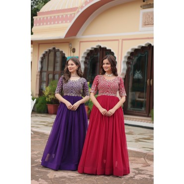 FAUX BLOOMING SCQUENCE EMBROIDERY GOWN